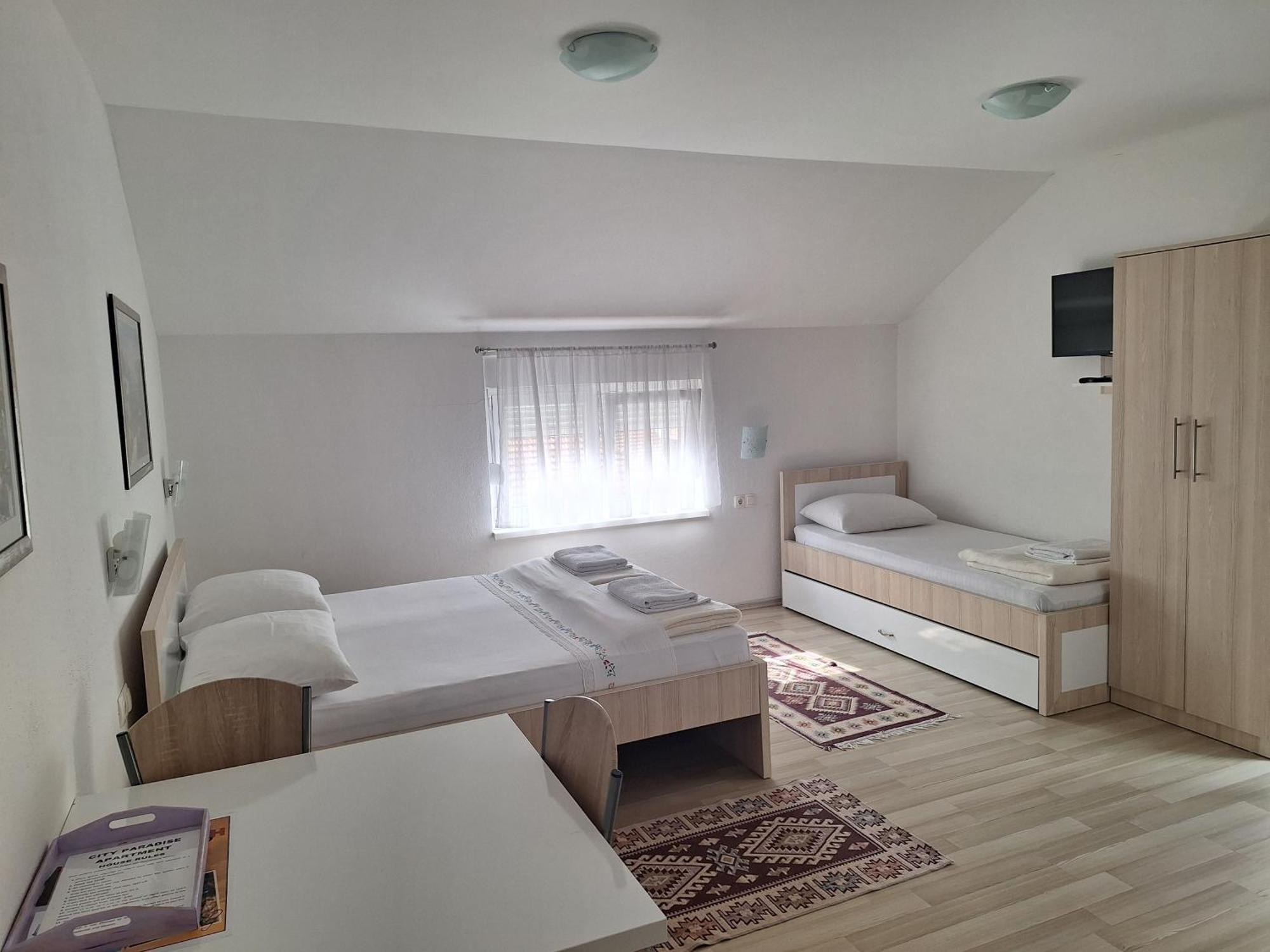 Apartments City Paradise モスタル 部屋 写真